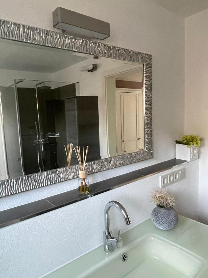 Le Cadeau Appartement Wincheringen Buitenkant foto